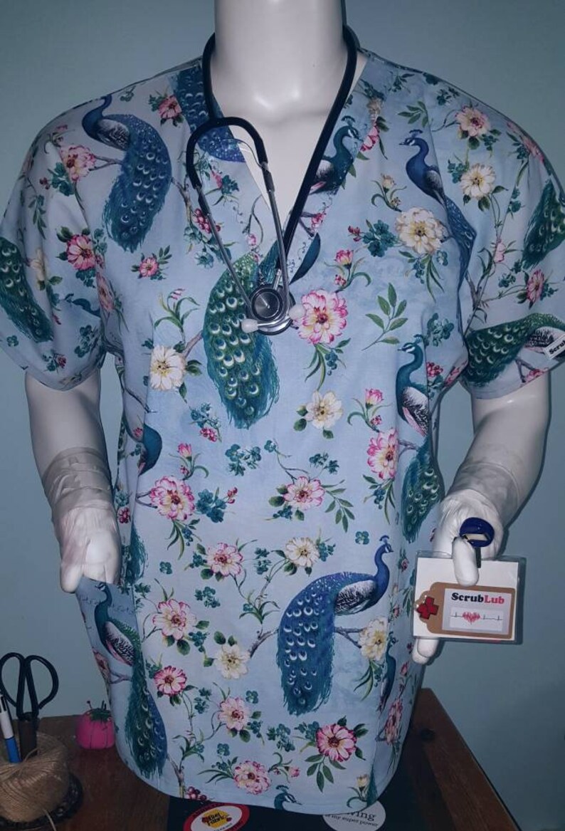 Birds Exotic Peacocks VI Scrub Tops Medical Scrub Shirts Women Etsy