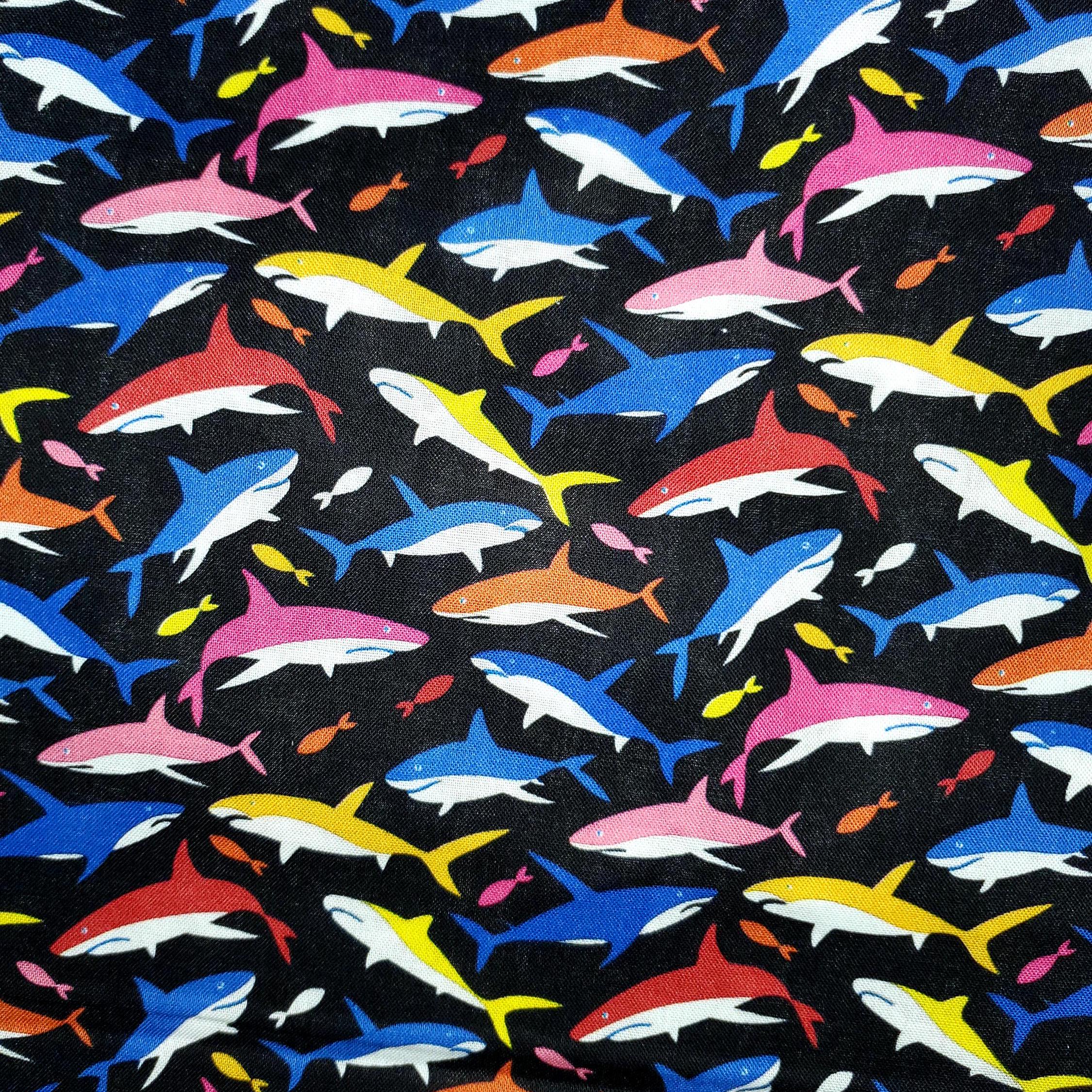 Tissu Coton Imprimé Constellations Et Requins - 100% Coton - 18x44 Pouces (1/2 Yard) - Neuf