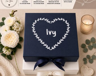 Caja de regalo personalizada, caja con nombre y corona de corazones, regalo de cumpleaños para ella, regalo para la mejor amiga, caja de recuerdos con cualquier nombre - NM-SN-009