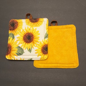 Sunflower Potholders Set of 2