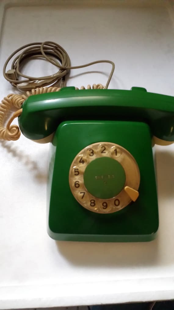 1 Vintage DARK Green and White Manual Telephone. Siemens Landline Telephone,  Old Phone, Retro Vintage Telephone, Rotary Telephone. 