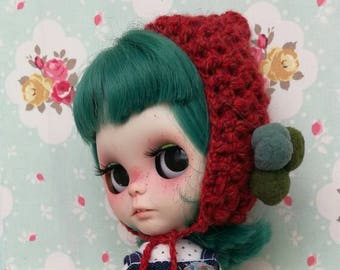 Gnome hat for Blythe with pompoms