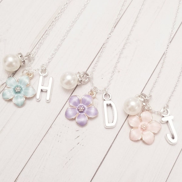 Personalized flower girl necklace, initial flower charm, custom wedding jewelery gift for her, flowergirl gift for little girl