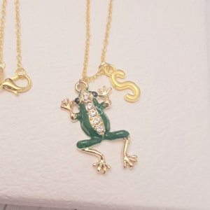 Vergulde sterlingzilveren kikkerketting, strass emaillen hanger