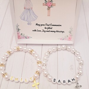 Regalo de Primera Comunión, pulsera de Primera Comunión, regalo católico, regalo de bautizo, pulsera de cuentas con nombre, pulsera con letras