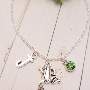 Frog bracelet, Frog charm bracelet, Frog gifts, custom bracelet, silver chain bracelet