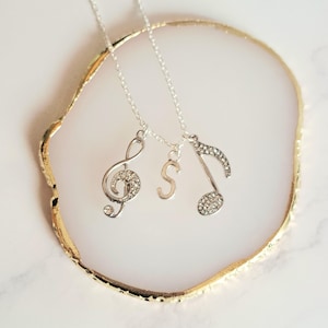 Music Note necklace, Gift for Music teacher, Music lover gift, Treble Clef necklace, Music note pendant, Birthday gift for women