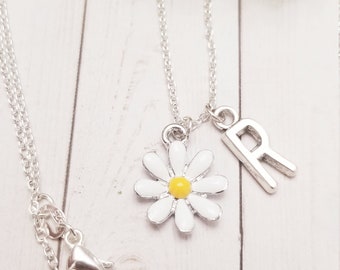 daisy necklace, daisy flower necklace, flower charm necklace, flower girl necklace, dainty daisy flower necklace