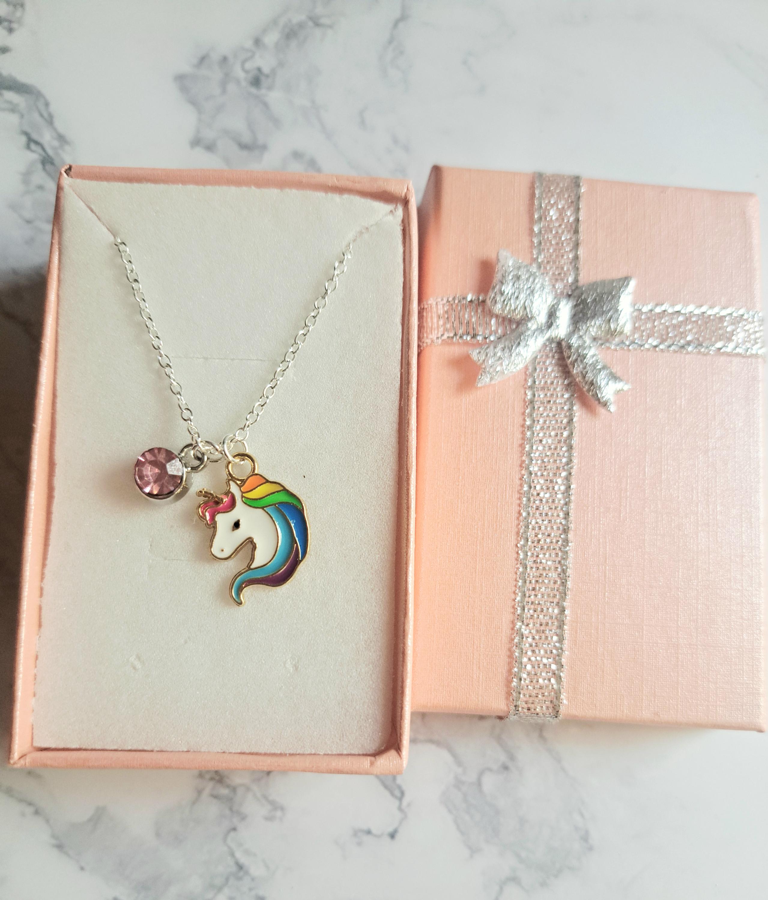 Collana con Ciondolo Unicorno e Selenite di Myangel