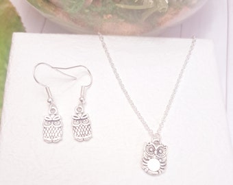 Sterling Silver Owl Necklace and Earring Set: Woodland Jewelry