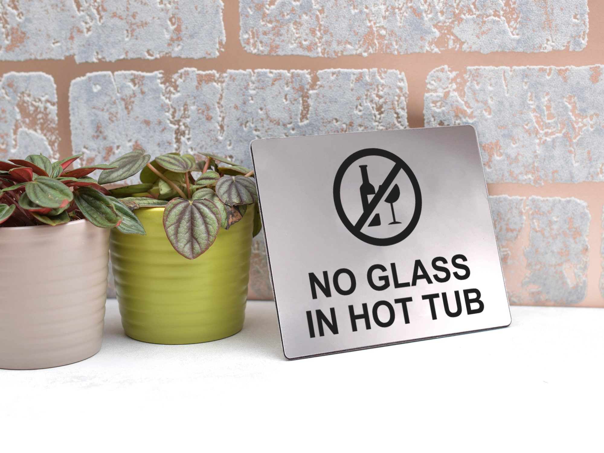 No Glass In Hot Tub Schild, selbstklebend, Warnhinweis, Silber/Gold/gelb, mit Text und Universal-Symbol und Text (Größe 12 cm x 10 cm
