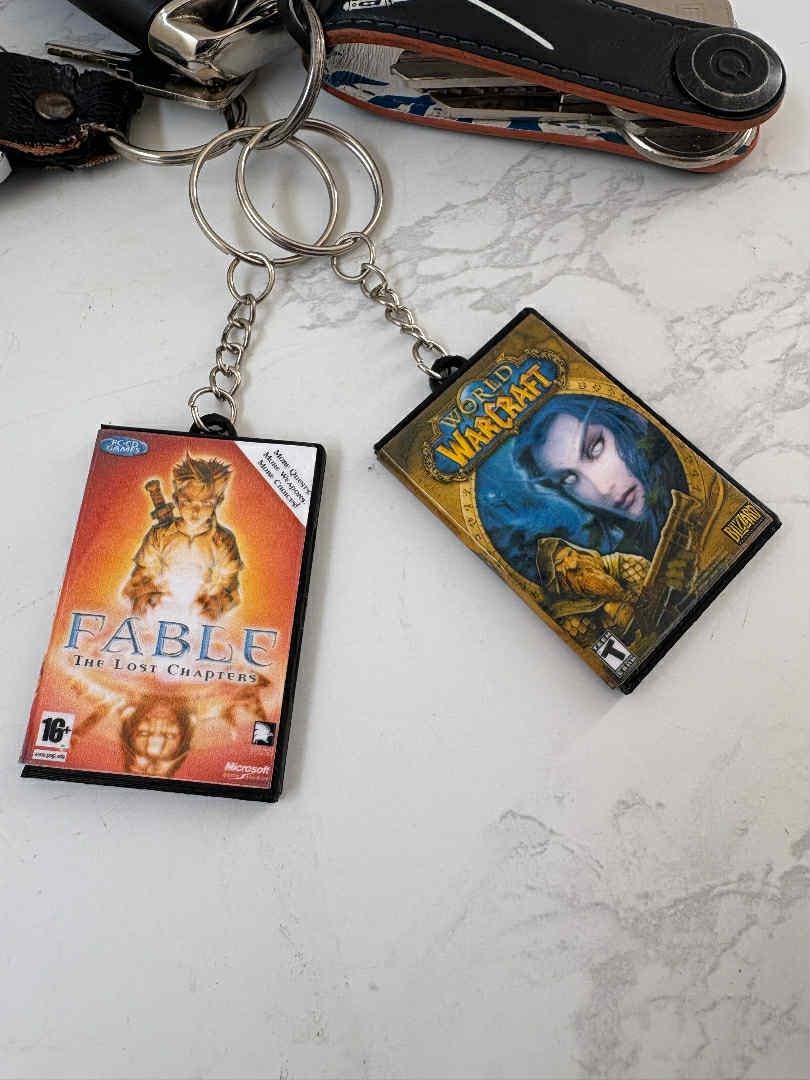 Player 1 & Player 2 Keychain Set – Game Console Handle Key Rings, Friendship Couple Gift, Black