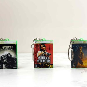 Miniature Xbox 360 Inspired Keychain I Collectible Gamer Gift I Fun Keyrings