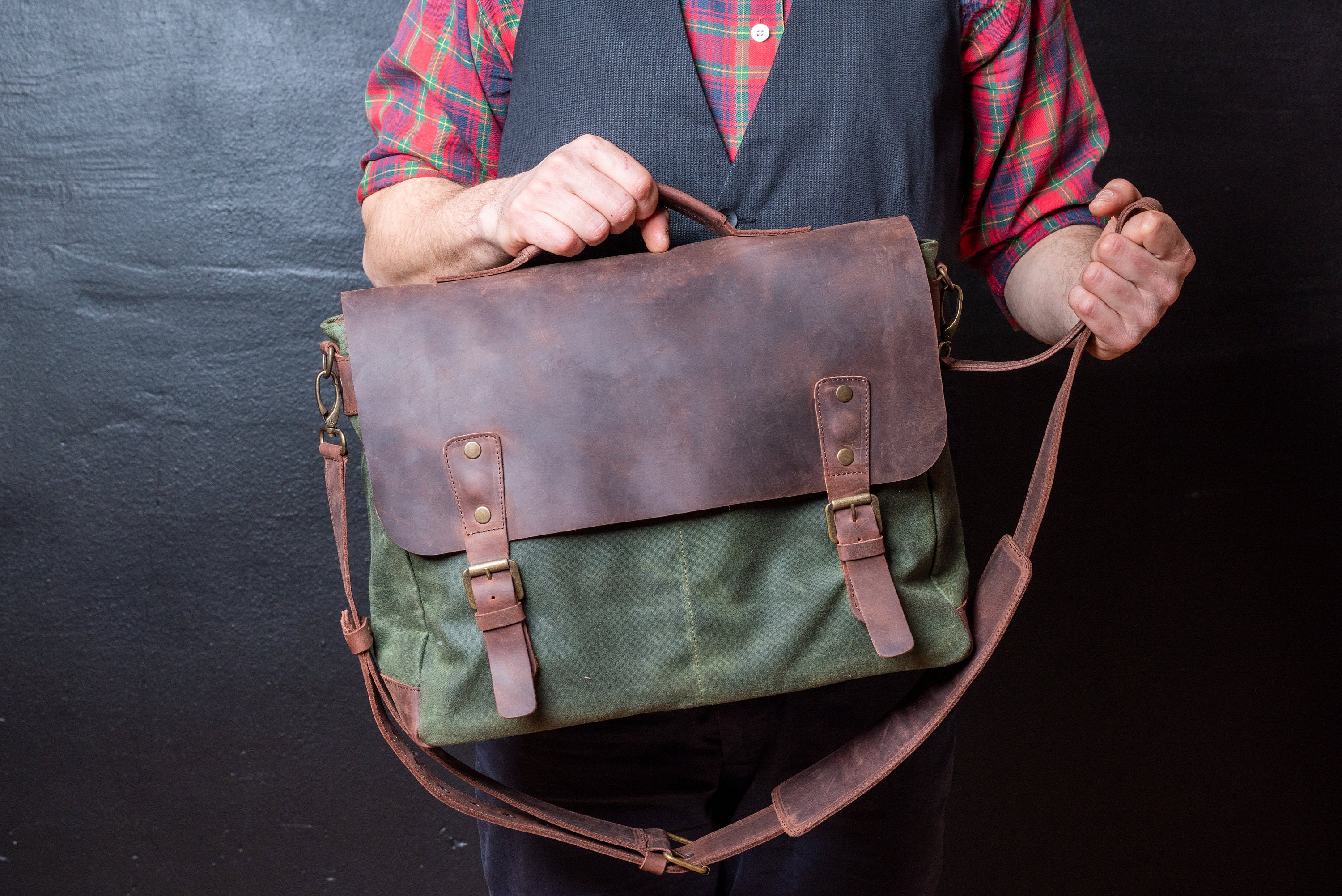 Men's Large Oiled Vintage Leather Messenger Business Laptop Hand Shoulder Bag 
