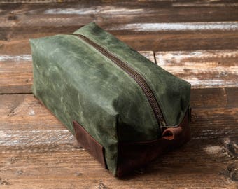 Trousse de toilette pour hommes, trousse de toilette en cuir, trousse de toilette pour hommes, pochette cirée, faite à la main par de vrais artisans