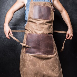 Personalized Waxed Canvas Work Apron with Leather Pockets, Adjustable Fit, Engraved Tool Apron image 9