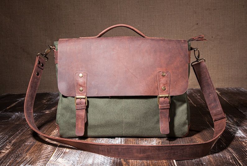 Personalisierte Laptop-Tasche für Männer, Vintage-Ledertasche Made in Europe, Computer-Tasche für die Schule, Männer-Aktentasche handgefertigt von echten Handwerkern Bild 9