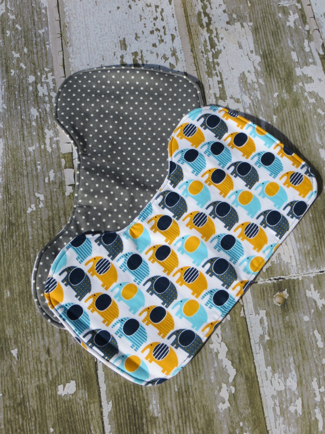 Contoured Burp Cloth // Set of 2 // Polka Dots // Modern | Etsy