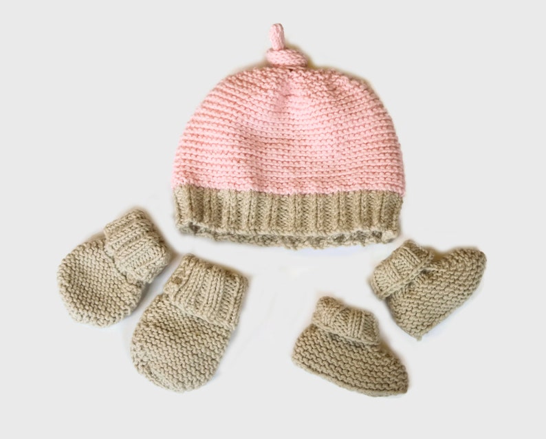Tiny baby hats and mittens Clearance