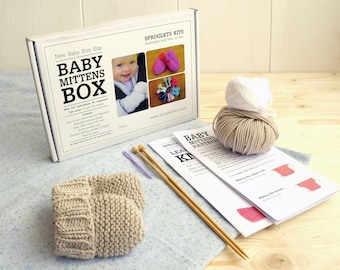 Baby Merino Mitten Knitting Kit / Learn to knit kit / Pure merino yarn / Beginner knitting kit / Baby shower gift / Baby announcement