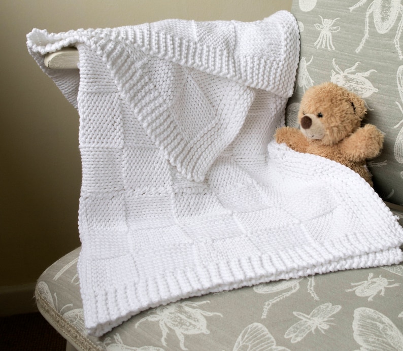 Easy baby blanket knitting pattern / Beginner knitting / Etsy