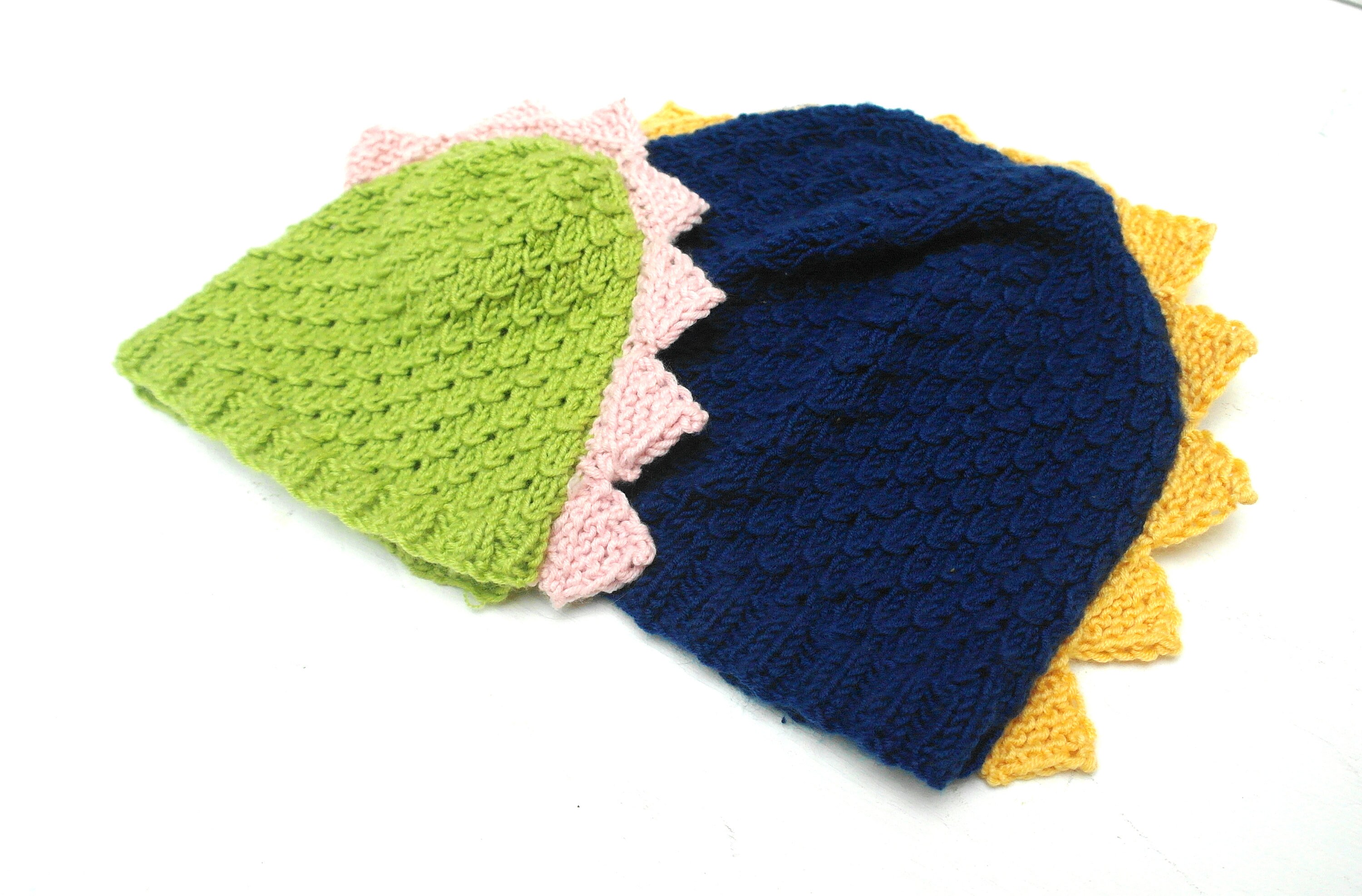 1 pezzo Cappello a maglia con pompon colorato e ricamo di