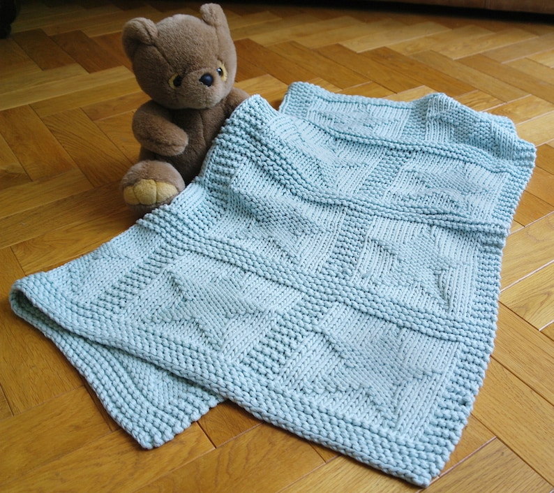 Easy baby blanket knitting pattern / Star pattern blanket / Chunky baby blanket / Beginner baby blanket / Baby shower gift / Layette gift image 5