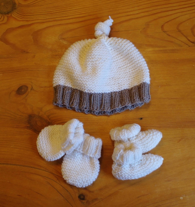 Baby Hat And Booties Knitting Pattern Sugar Plum Baby Hat and Booties