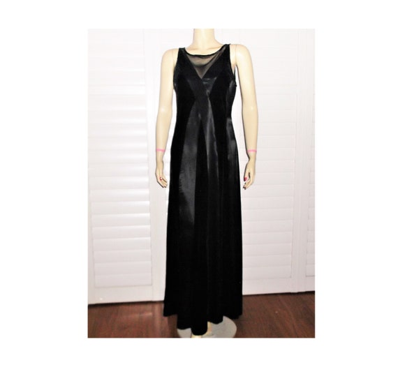 Vintage Evening Gown 80s Black Velvet Dress M - image 1