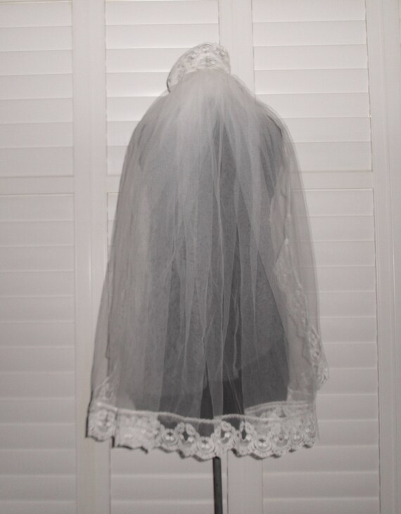 Vintage Wedding Veil Fingertip 70s Bridal Juliet … - image 4