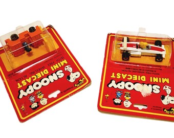 70s Snoopy Mini Die Cast Woodstock Racecar and Lucy Forklift 2pc