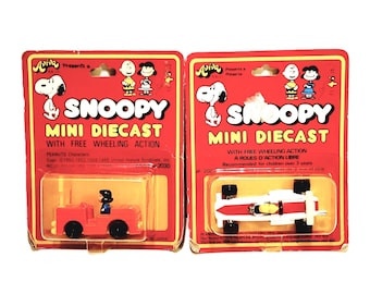 70s Snoopy Mini Die Cast Woodstock Racecar and Lucy Forklift 2pc