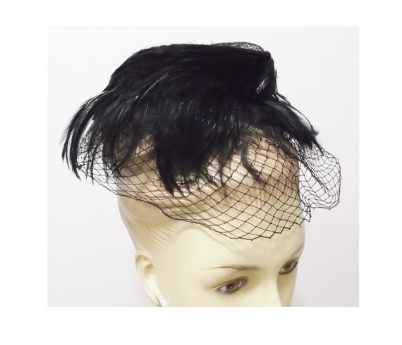 Vintage Black Hat 50s Feather Fascinator Hat