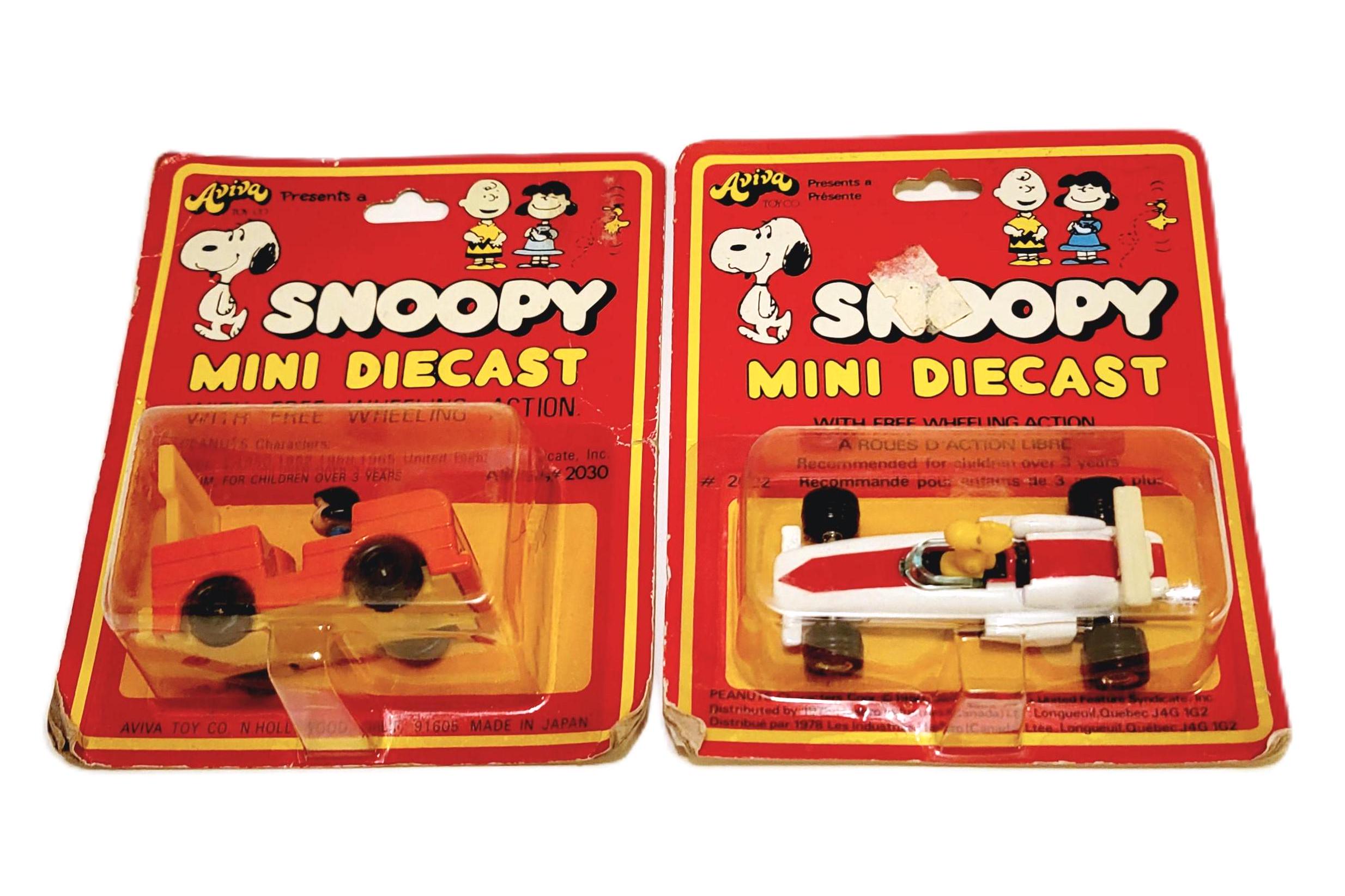 70s Snoopy Mini Die Cast Woodstock Racecar and Lucy Forklift 2pc