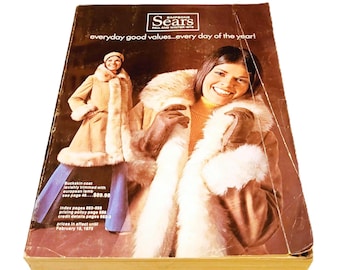 1972 Sears Canada Catalogue Fall and Winter 70s Fashion Advertising
