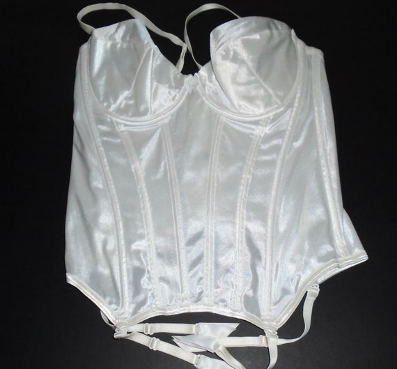 Vintage Corset 80s White Lace Corset with Garters… - image 6