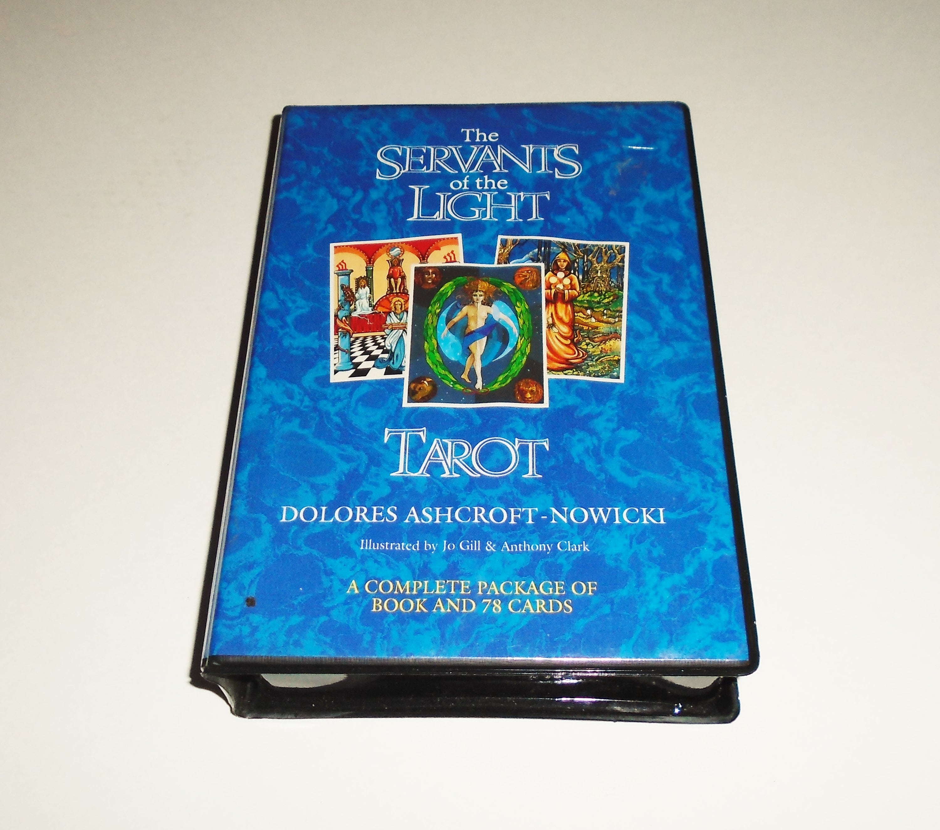 RESERVED 1991 Tarot Deck Servants of the Light Tarot Cards NOS - Etsy