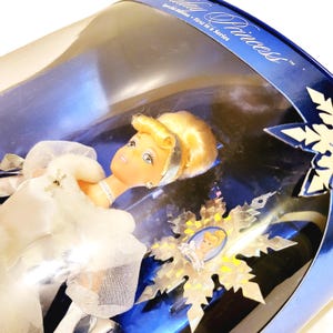 1996 Cinderella Doll Mattel Holiday Princess Series 16090 NRFB