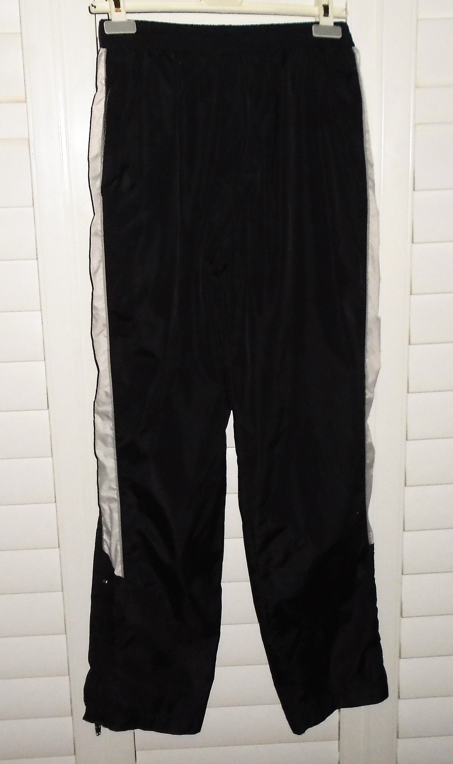 foot locker joggers