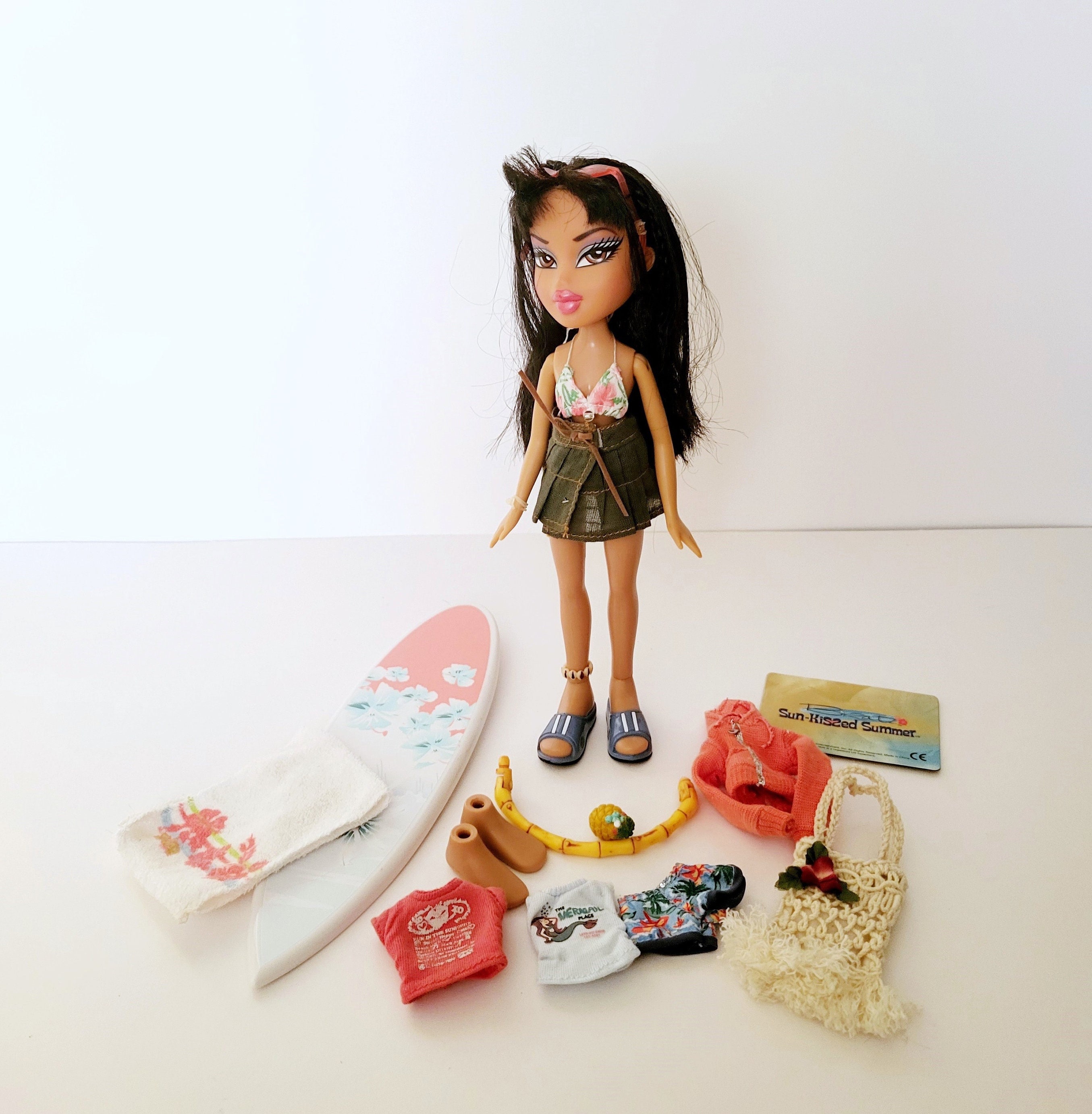 Bratz Jade Doll Sun Kissed Summer Collection Near Complete