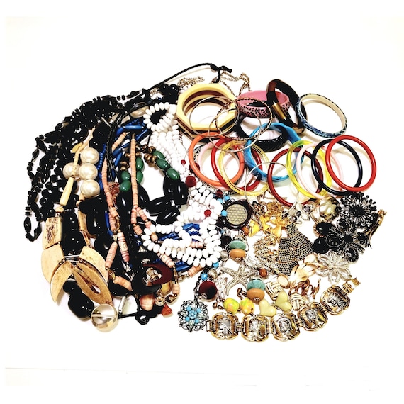Lot De Bijoux Anciens Vintage - Bague, Broche, Bracelet, Collier - Occasion