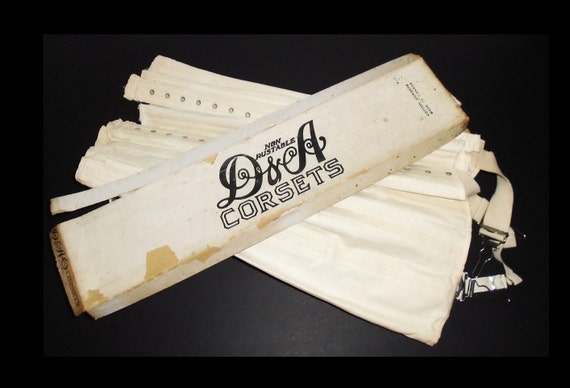 Antique White Corset 1910s Lace Up Corset w Box XX