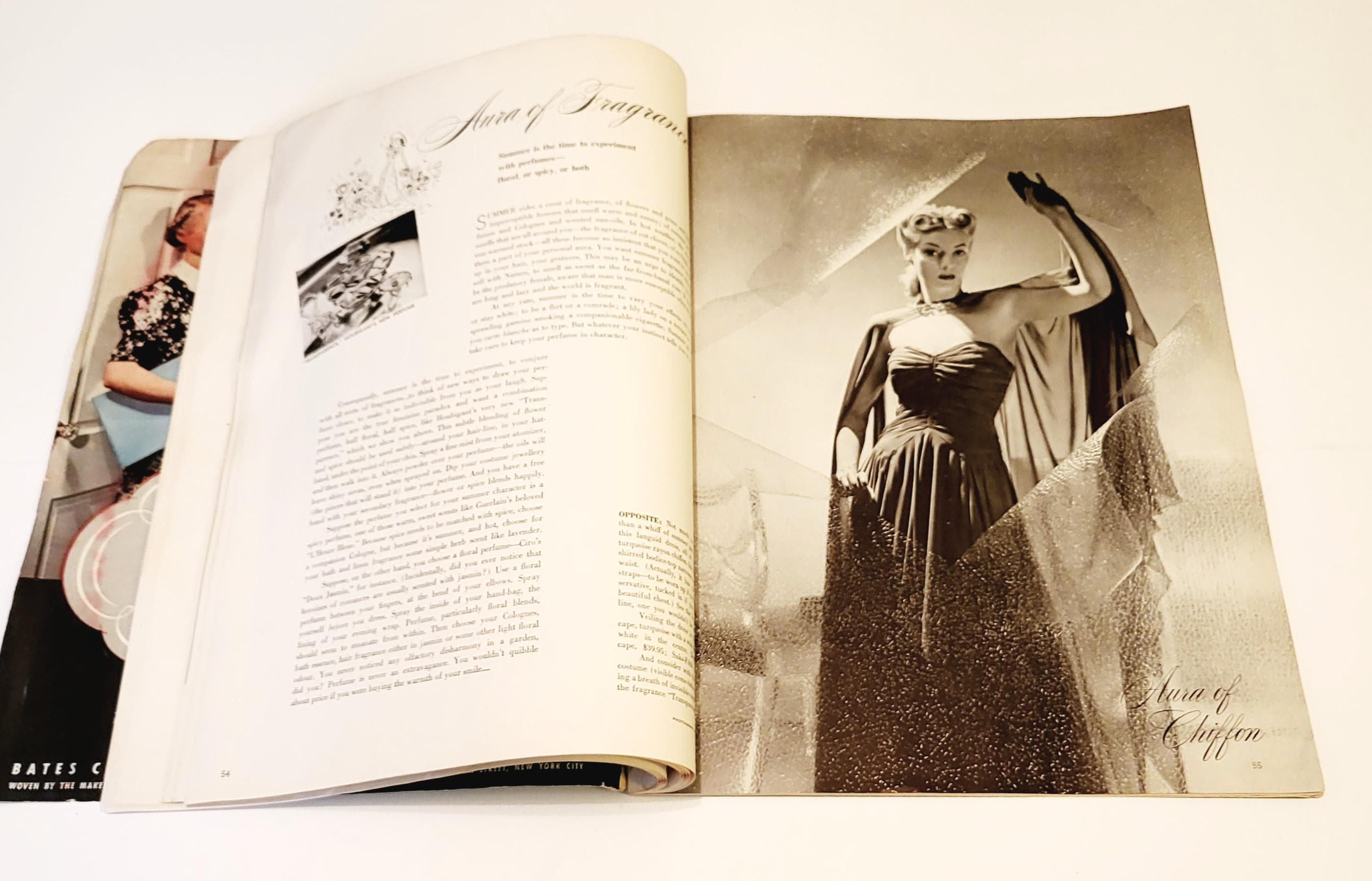 1940 Vogue Magazine August 1 Cover by Horst P. Horst - Etsy UK