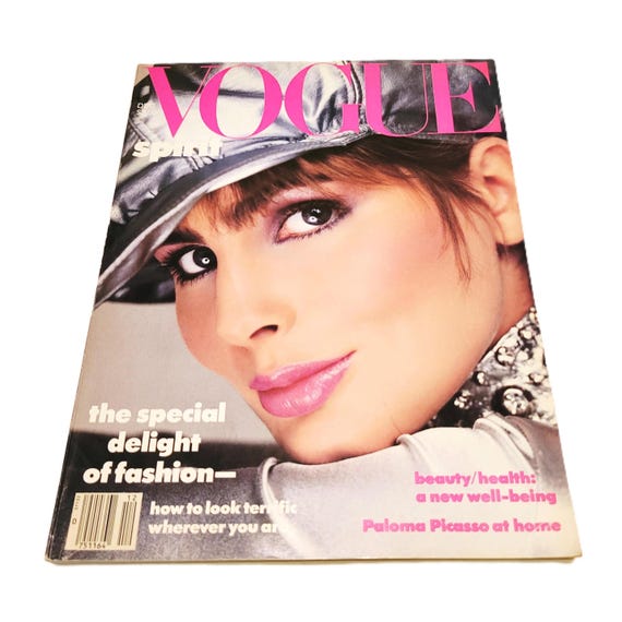 December 1985 Vogue US Magazine Holiday Issue Alexa Singer Cover