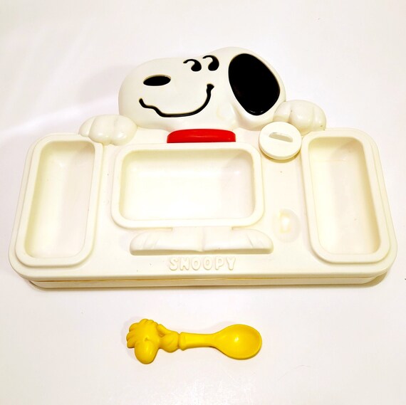 70s Snoopy Plate With Spoon Teether and Crib Pull Toy 3pc - Etsy