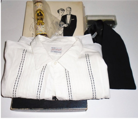 40s Tuxedo Shirt w Bow Tie and Cummerbund Groom Se
