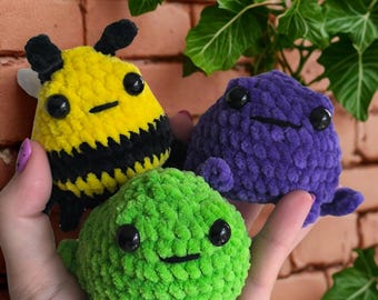Crochet Frog Pattern PDF – Amigurumi Chonk Frog Squad Plushie – Grumpy Frog Crochet Pattern – Instant Download – Beginner Friendly