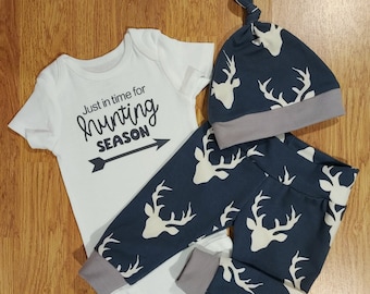 Just in time for hunting season, Baby Boy Going Home Outfit, Deer Outfit, knotted hat, pants, navy deer, shower gift, hunting, future hunter