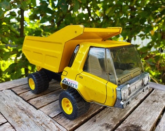 Camion De Pompiers Tippco Toys Hanomag 1950 - Friction, Tôle Lithographiée - Il Manque Une échelle