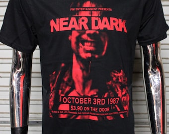 Rotes, nahezu dunkles DIY Punk Flyer T-Shirt